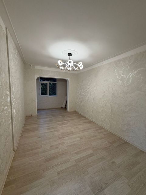 Satılır 2 otaqlı köhnə tikili 40 m² — Bakı