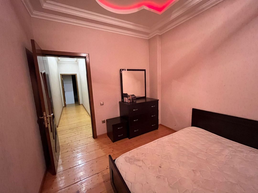 İcarəyə verilir 3 otaqlı yeni tikili 130 m² — Mənzil, Bakı (10)