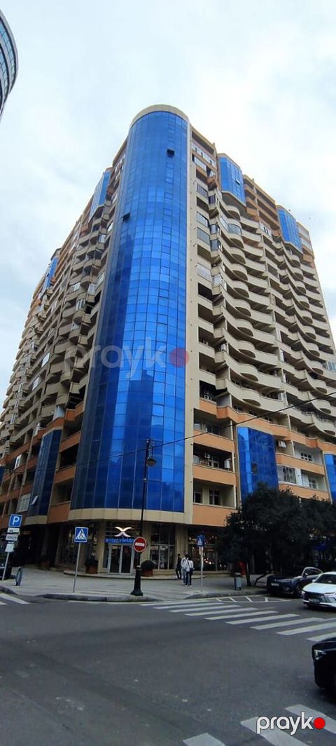 Satılır 4 otaqlı yeni tikili 179.5 m²