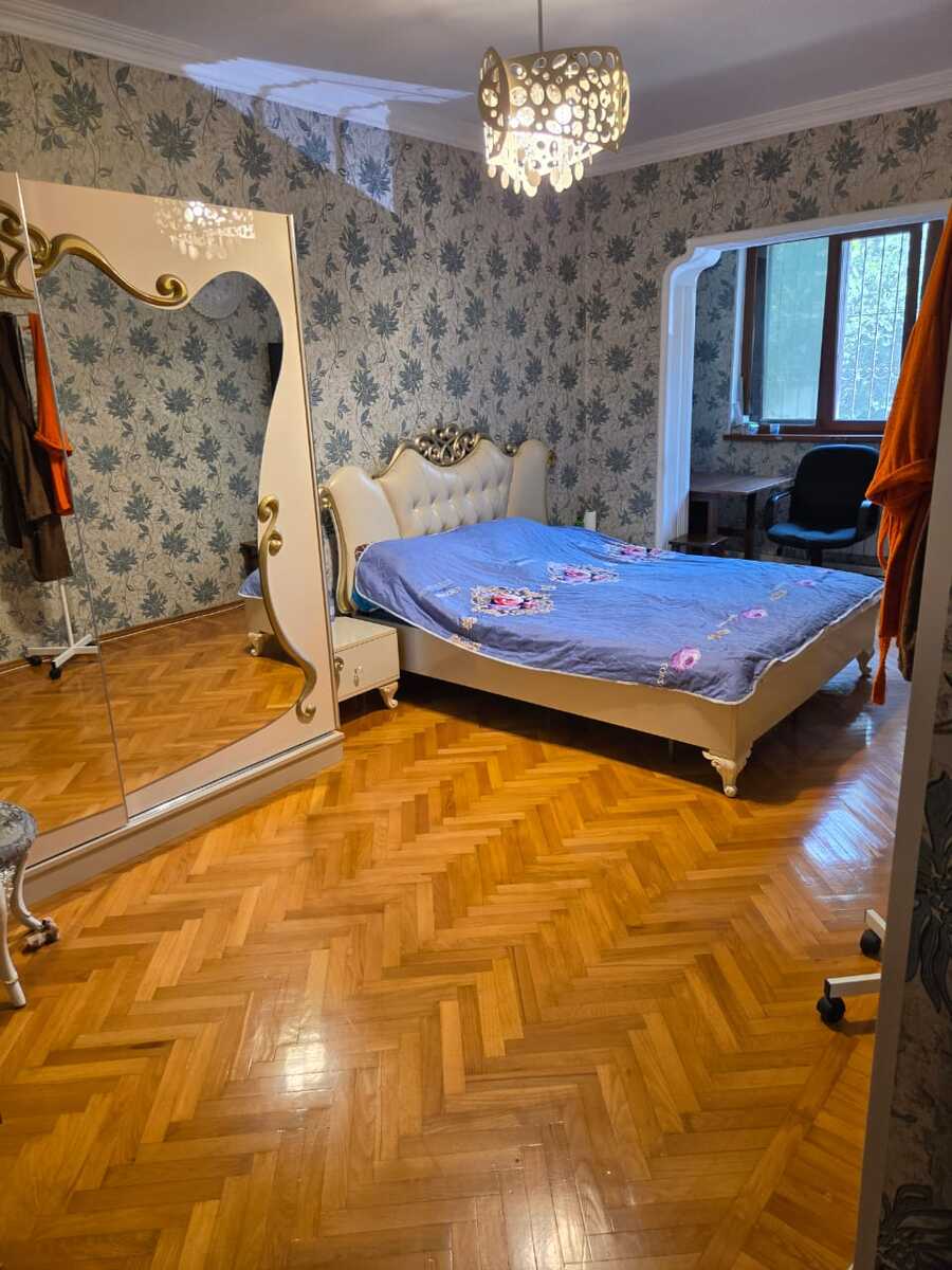 Satılır 4 otaqlı köhnə tikili 125 m² — Mənzil, Bakı (9)
