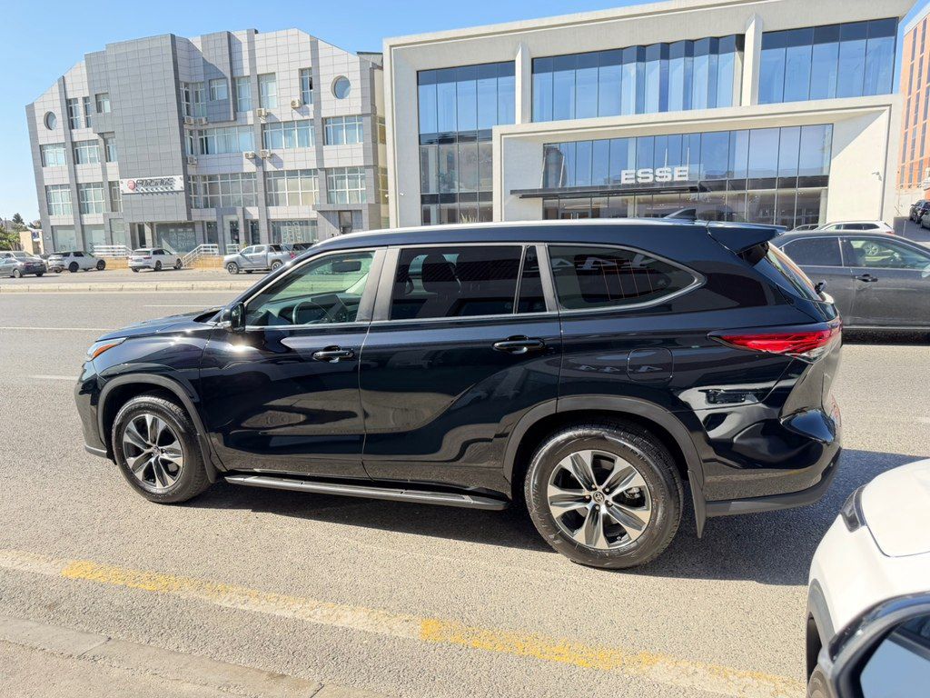 Toyota Highlander, 2.4 L, 2023 il, 76 000 km — Avtomobillər, Bakı (3)