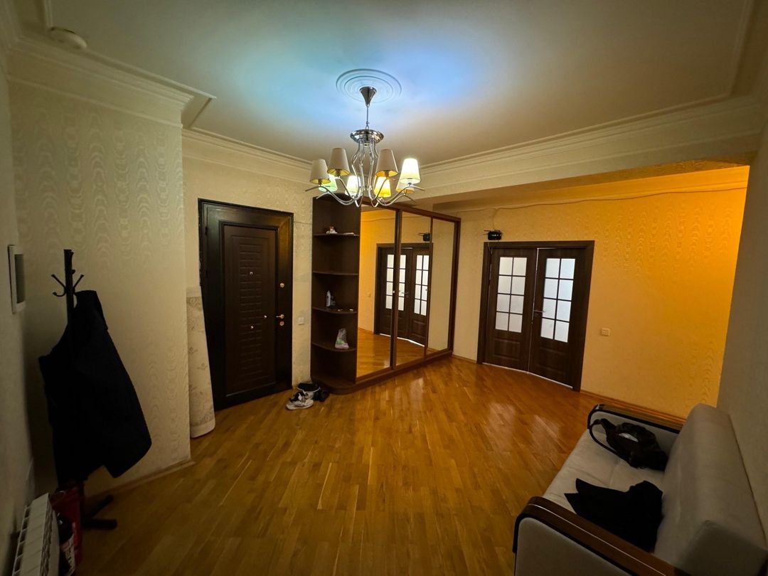 İcarəyə verilir 3 otaqlı yeni tikili 135 m² — Mənzil, Bakı (9)