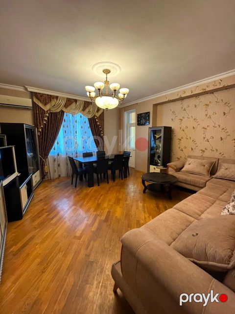 Satılır 2 otaqlı yeni tikili 105 m²