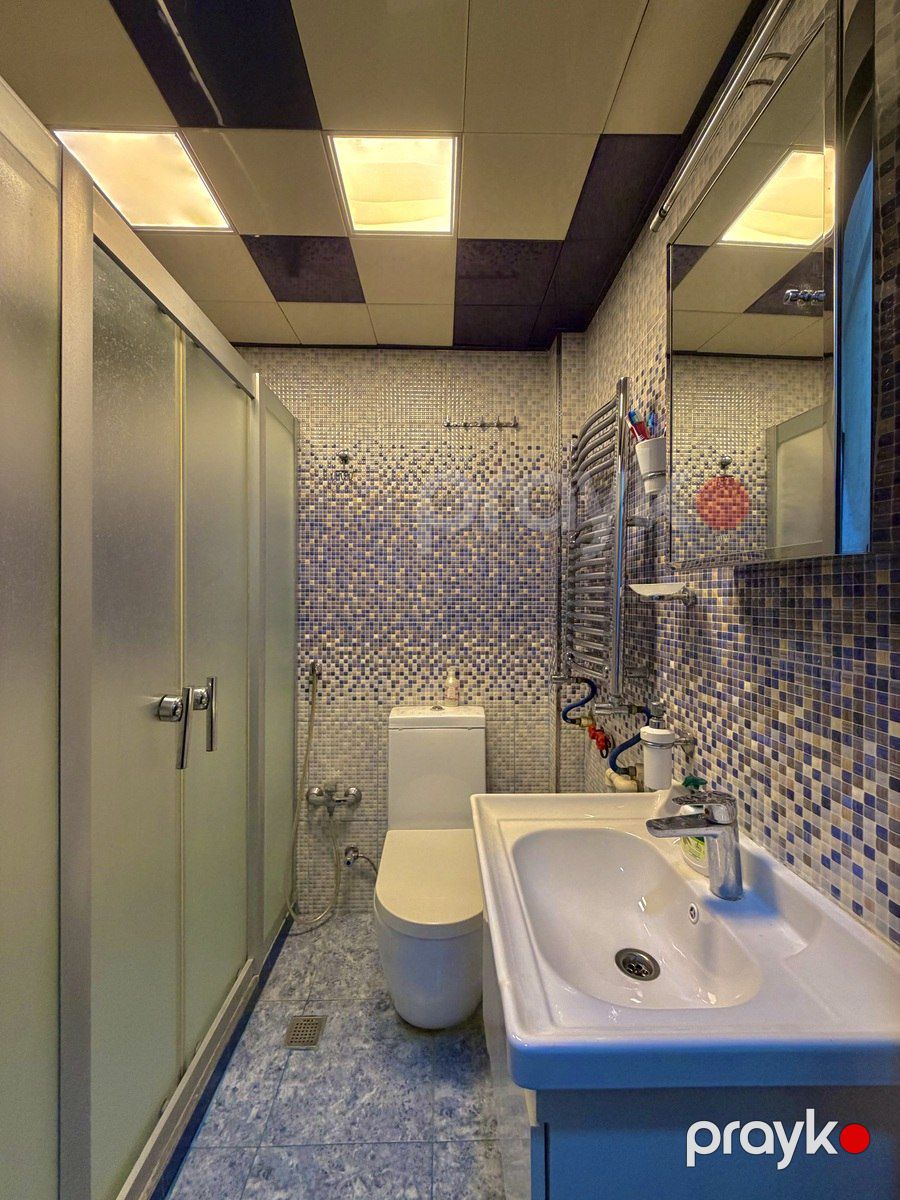 Satılır 2 otaqlı köhnə tikili 60 m² — Mənzil, Bakı (4)