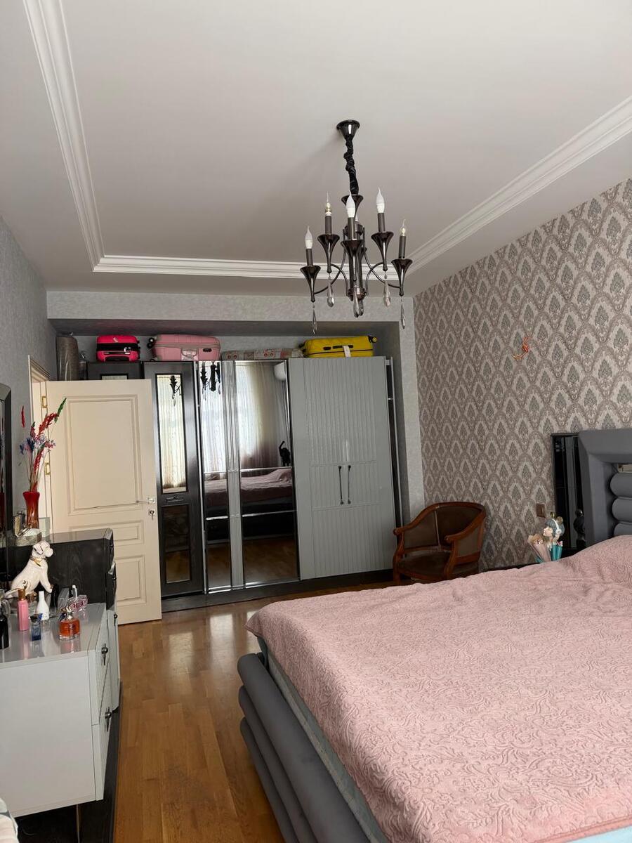 Satılır 3 otaqlı yeni tikili 175 m² — Mənzil, Bakı (10)