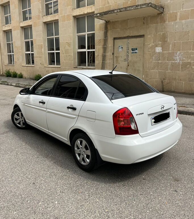 Hyundai Accent, 1.4 L, 2009 il, 284 539 km — Avtomobillər, Bakı (4)