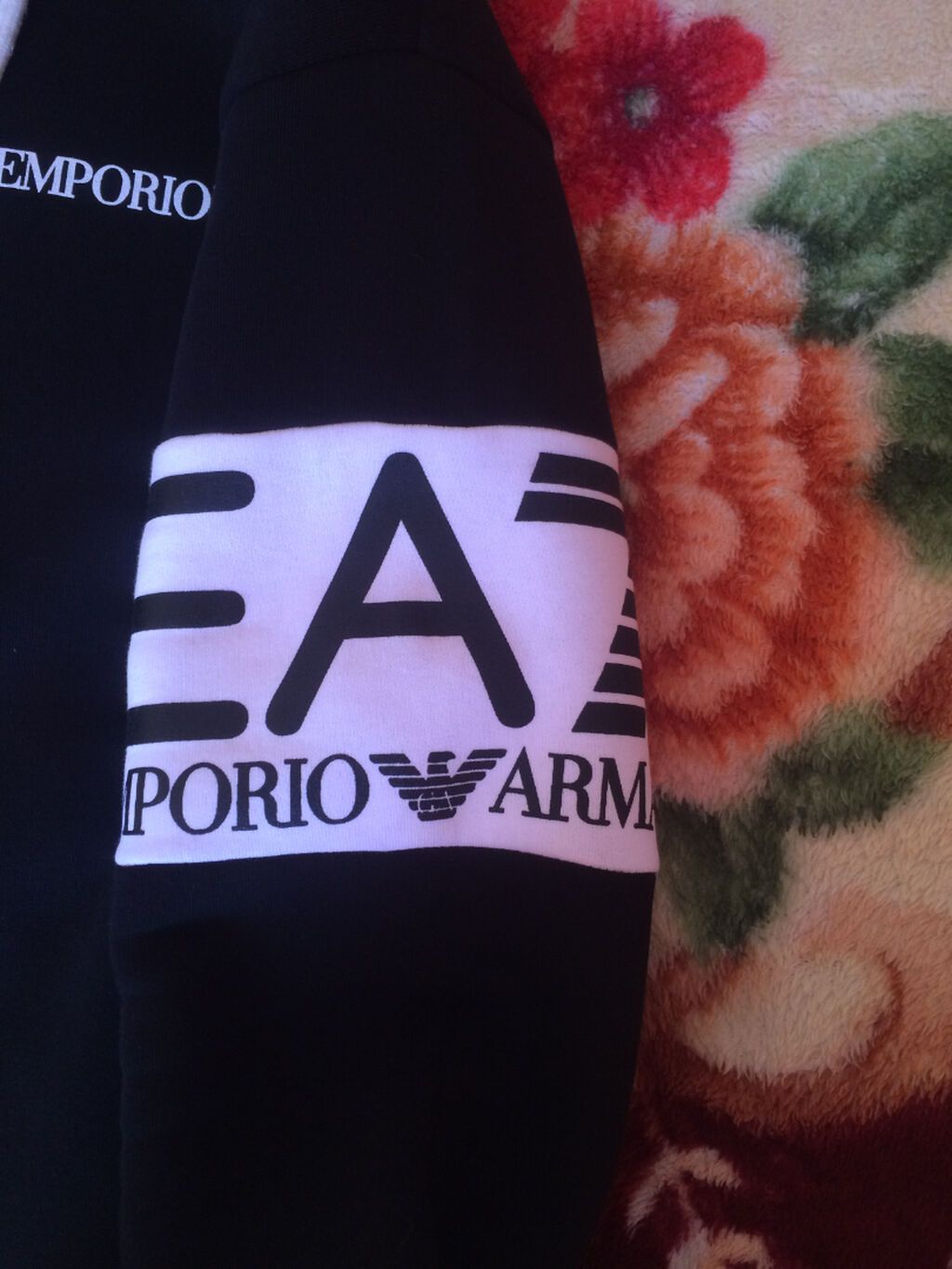 Armani kapshonka 3iplik qalindi original deyil 75-80 kiloya olandi — Digər, Bakı (4)