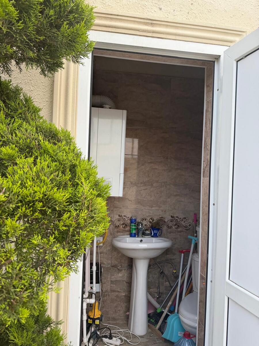 Satılır 6 otaqlı həyət evi/bağ evi 247 m² — Ev, villa, Bakı (10)