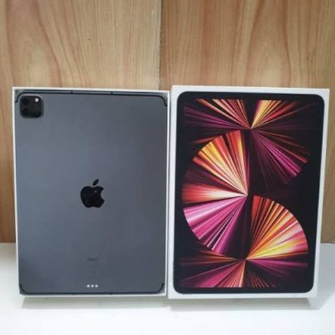 Apple iPad Pro 11 (2022) Space Gray 256GB/8GB — Bakı