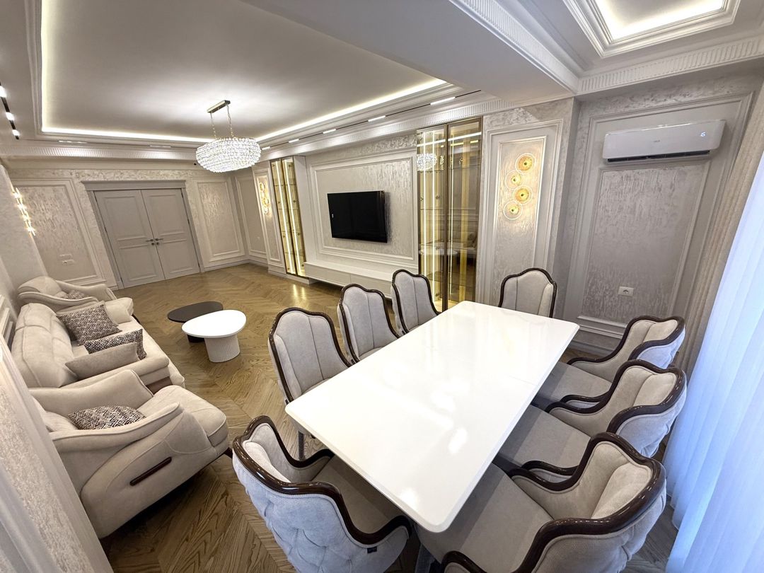 Satılır 4 otaqlı yeni tikili 235 m² — Mənzil, Bakı (2)