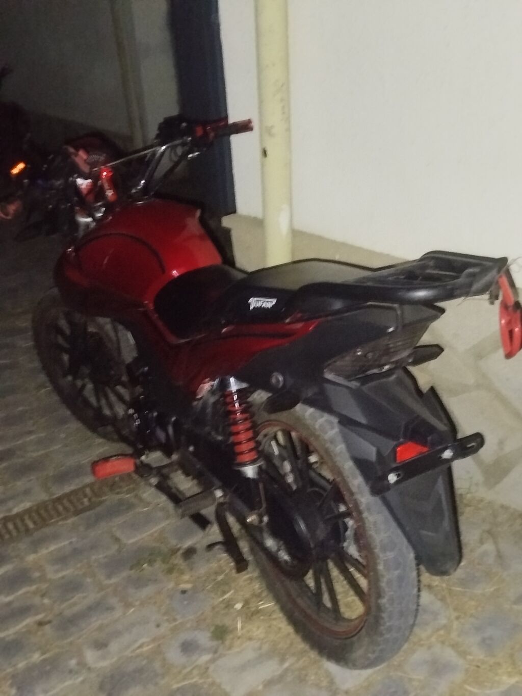 Tufan — Motosikletlər, Saray (3)