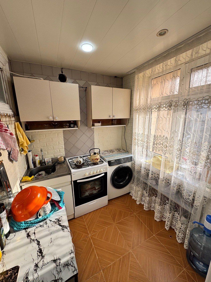 Satılır 2 otaqlı köhnə tikili 55 m² — Mənzil, Bakı (7)