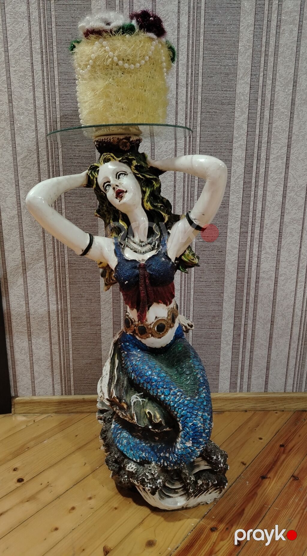 Dekorativ “su pərisi” (mermaid) temalı konsol/kiçik stol - Material — Masalar, Digah