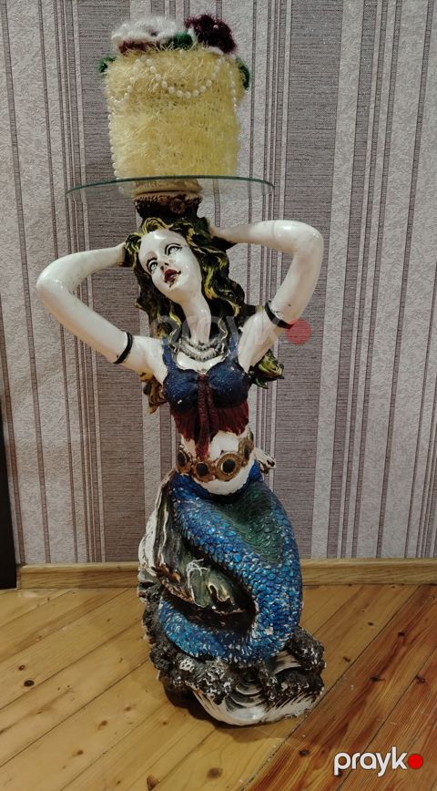 Dekorativ “su pərisi” (mermaid) temalı konsol/kiçik stol - Material — Digah