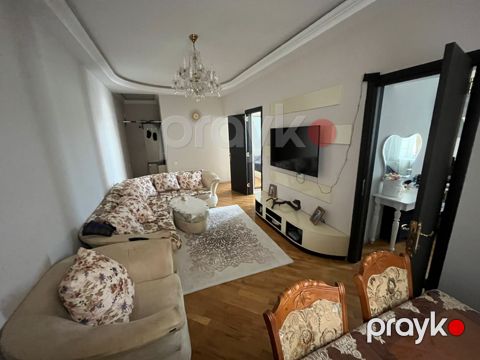 Satılır 3 otaqlı köhnə tikili 55 m²