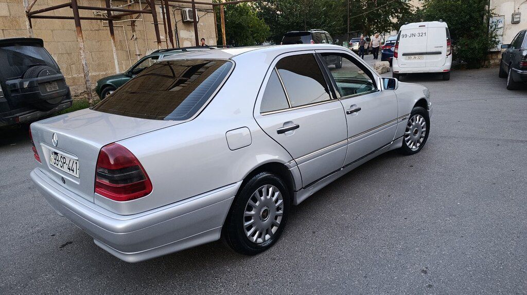 Mercedes C 200, 2.0 L, 1995 il, 352 500 km — Avtomobillər, Bakı (12)