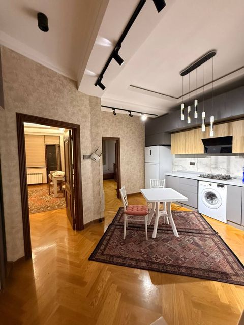 İcarəyə verilir 2 otaqlı yeni tikili 70 m² — Bakı