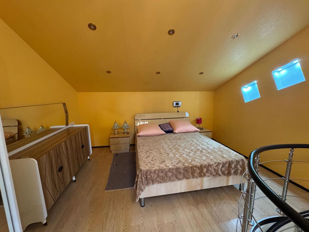 İcarəyə verilir 2 otaqlı köhnə tikili 80 m² — Mənzil, Bakı (11)