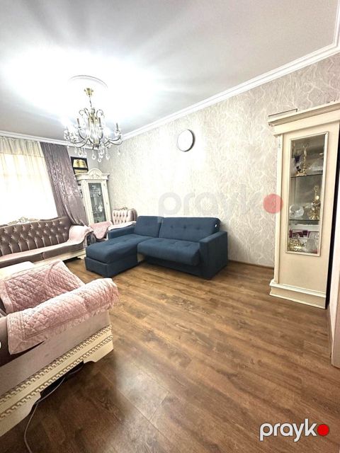 İcarəyə verilir 2 otaqlı köhnə tikili 55 m²