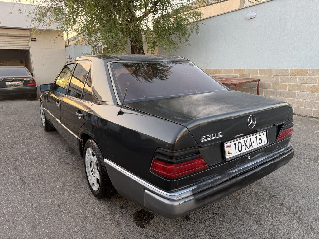 Mercedes 230 E, 2.3 L, 1992 il, 380 000 km — Avtomobillər, Bakı (3)