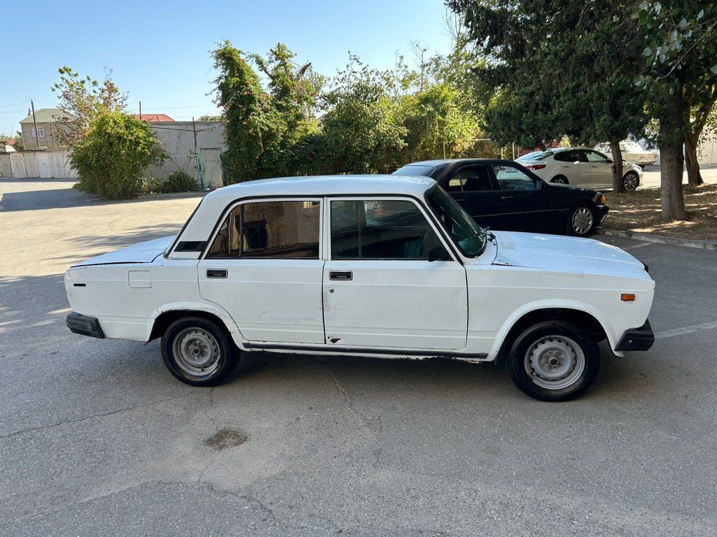Lada (VAZ) 2107, 1.6 L, 1986 il, 320 000 km — Avtomobillər, Bakı (5)