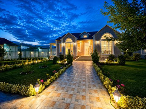 Satılır 5 otaqlı həyət evi/bağ evi 400 m² — Bakı