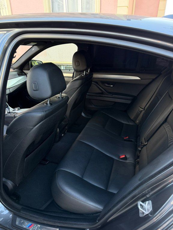 BMW 520d, 2.0 L, 2016 il, 300 000 km — Avtomobillər, Zaqatala (12)