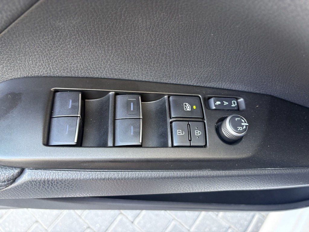 Toyota Camry, 2.5 L, 1.016 kWh, 2023 il, 41 000 km — Avtomobillər, Bakı (12)
