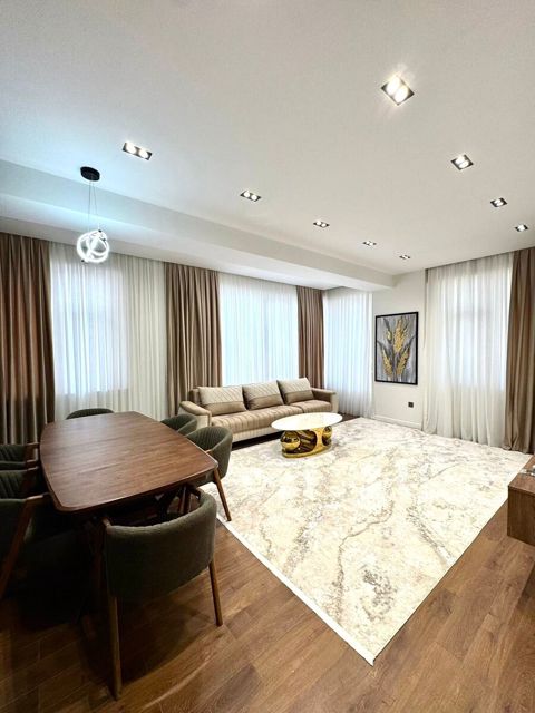 Satılır 4 otaqlı yeni tikili 175 m² — Bakı