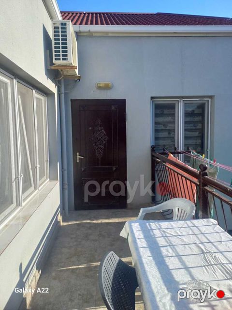 İcarəyə verilir 2 otaqlı həyət evi/bağ evi 35 m²