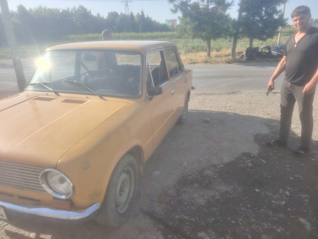 Lada (VAZ) 21011, 1.3 L, 1975 il, 28 000 km — Avtomobillər, Bərdə (6)