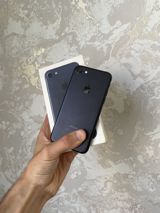 IPhone 7, 32 GB, Qara, Barmaq izi — Apple iPhone
