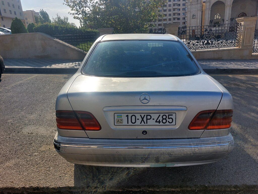 Mercedes E 280, 2.8 L, 1999 il, 500 000 km — Avtomobillər, Bakı (4)