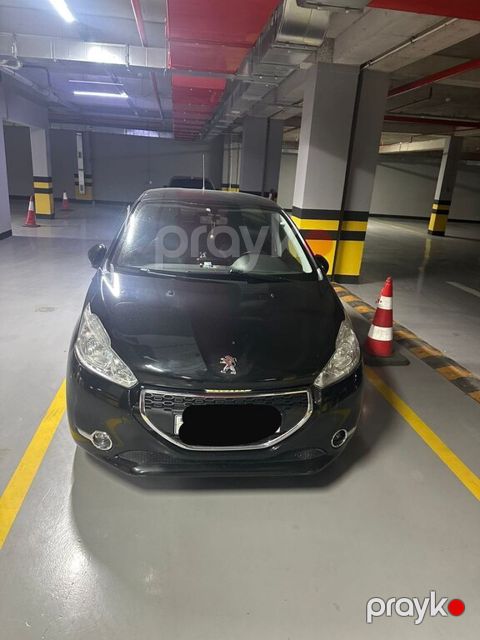 Peugeot 208, 1.6 L, 2013 il, 130 371 km