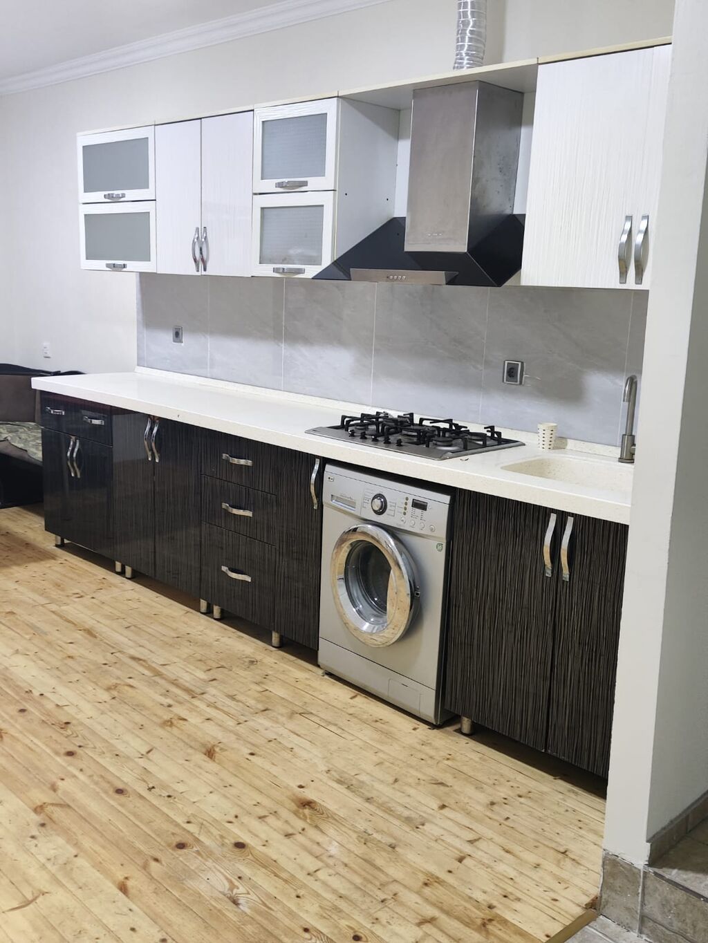 601 kv. m, 2 otaqlı, Kombi, Qaz, İşıq — Ev, villa, Bakı (2)