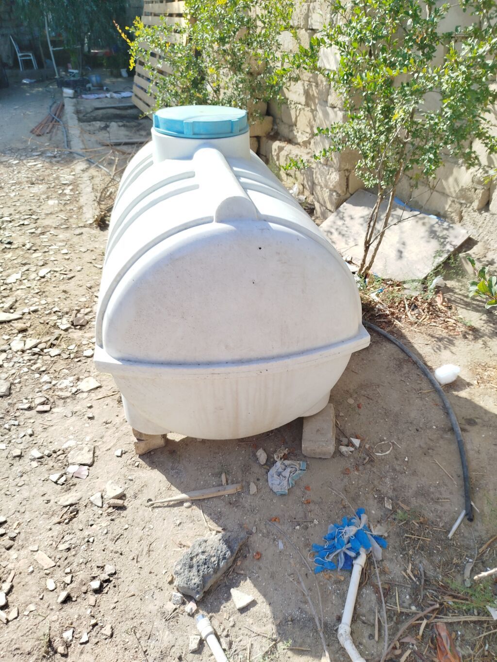 Antalya markalı su çəni - Tutum: 1000 litr (korpus üzərində 1000L — Su çənləri, kanisterləri, bochkalar, Bakı (2)