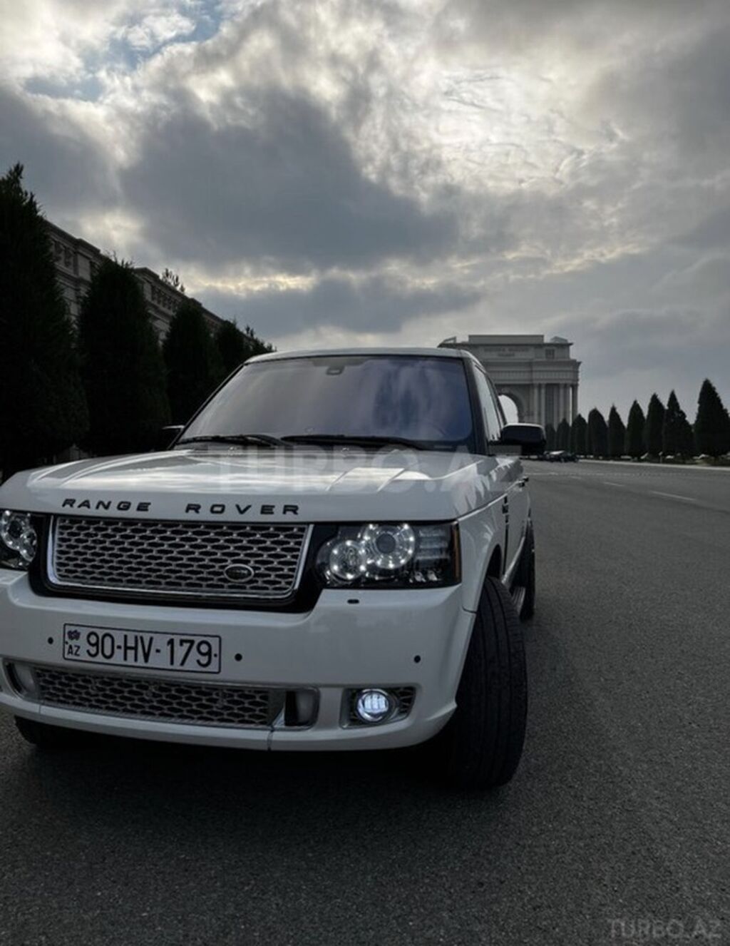 Land Rover Range Rover: 4.4 l 2003 il 286000 km Ofrouder/SUV — Avtomobillər, Gəncə (5)