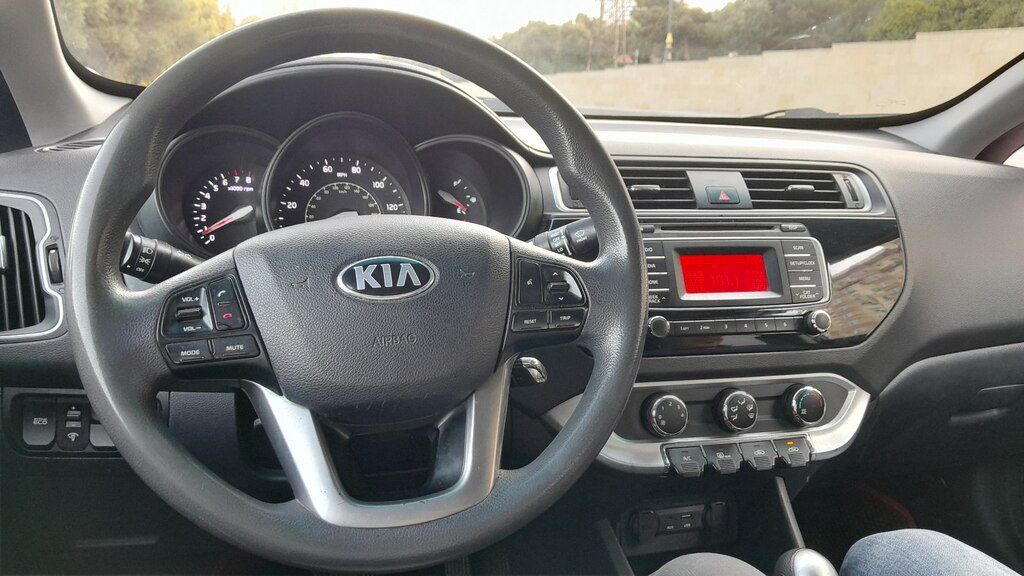 Kia Rio, 1.6 L, 2015 il, 135 000 km — Avtomobillər, Bakı (8)
