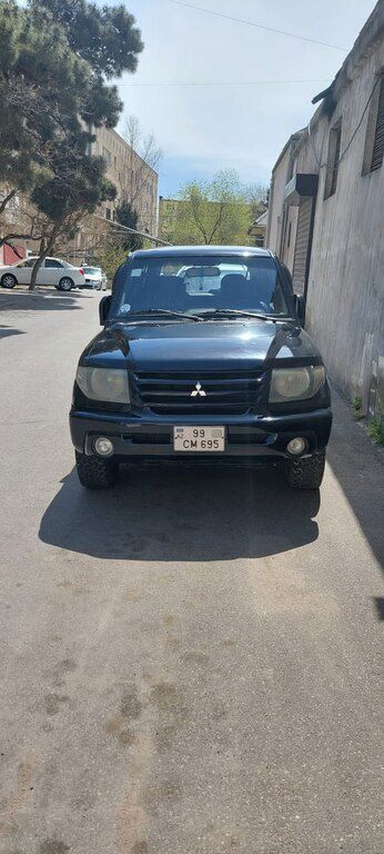 Mitsubishi Pajero io, 2.0 L, 2001 il, 260 000 km — Bakı