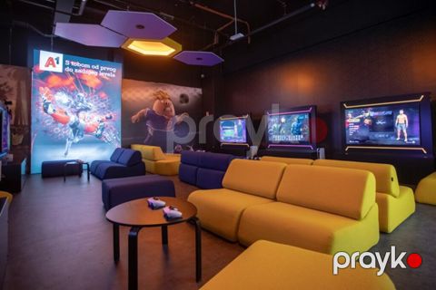 PlayStation klub avadanlıqlarının yığılması — Bakı