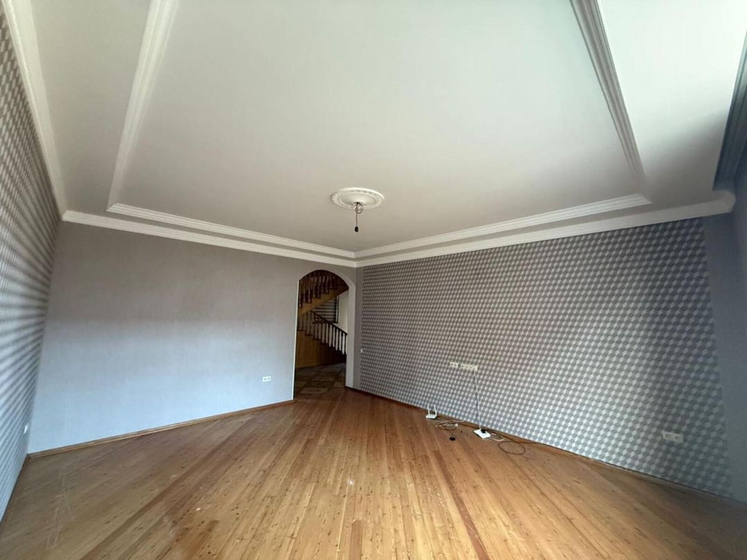 Satılır 5 otaqlı həyət evi/bağ evi 300 m² — Ev, villa, Bakı (5)