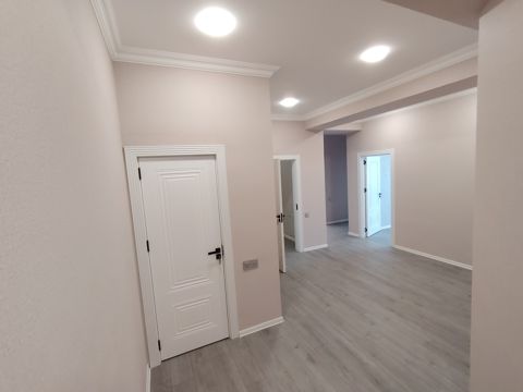 Satılır 4 otaqlı yeni tikili 120 m² — Bakı
