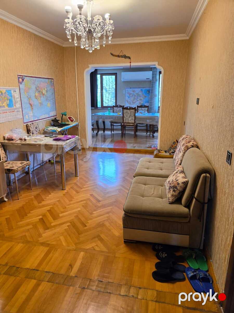 Satılır 4 otaqlı köhnə tikili 125 m² — Mənzil, Bakı (6)