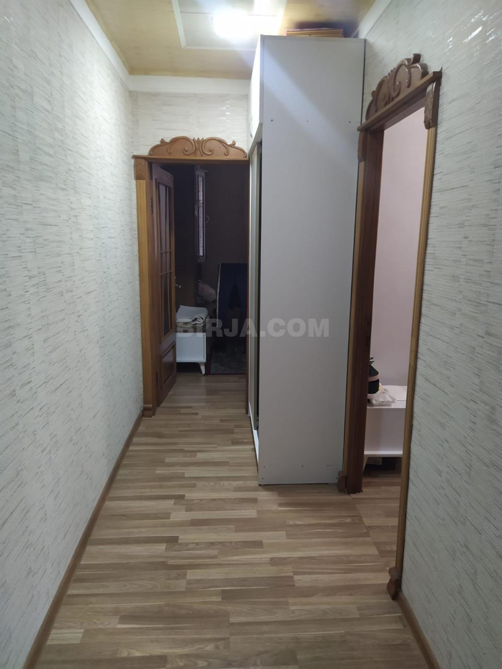 Satılır 4 otaqlı, Bakıxanov qəs — Ofis (2)