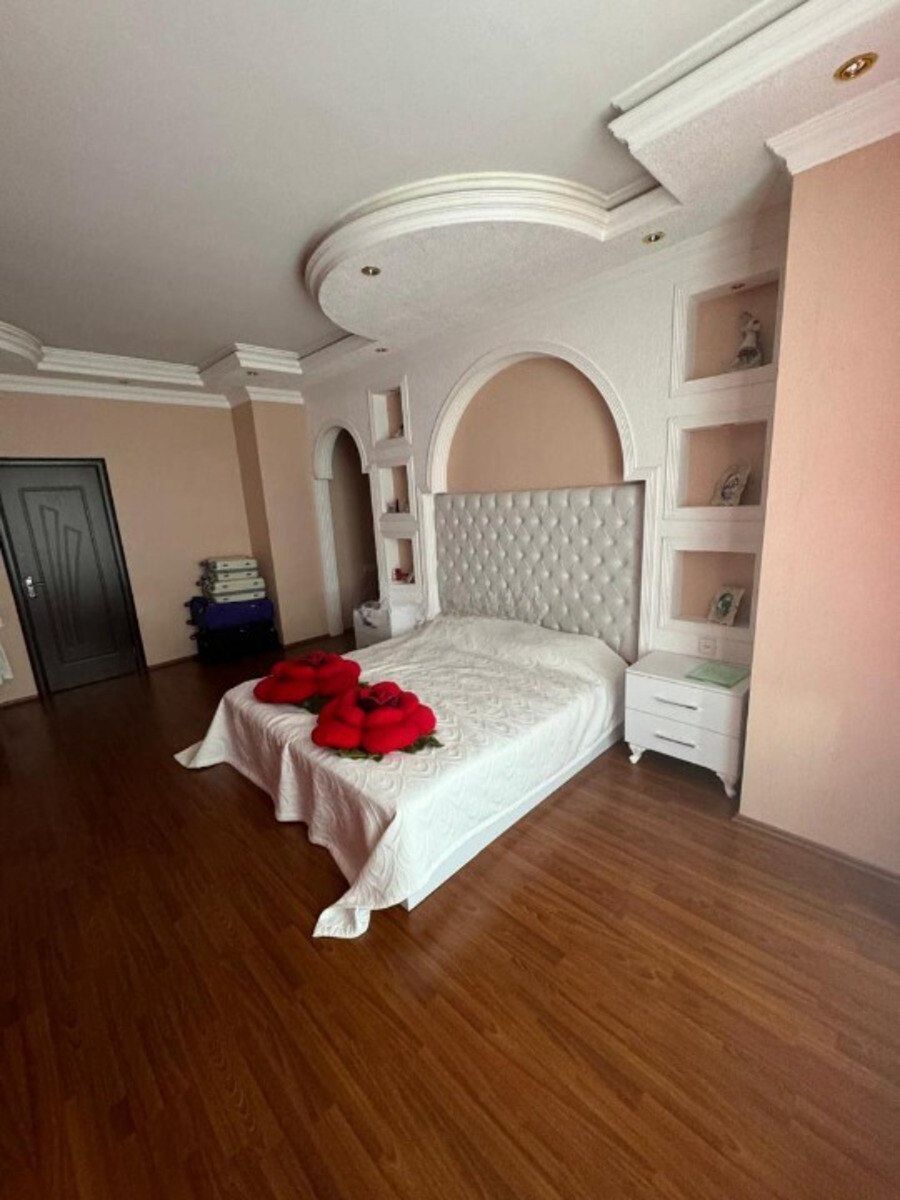 Satılır 4 otaqlı yeni tikili 200 m² — Mənzil, Bakı (4)