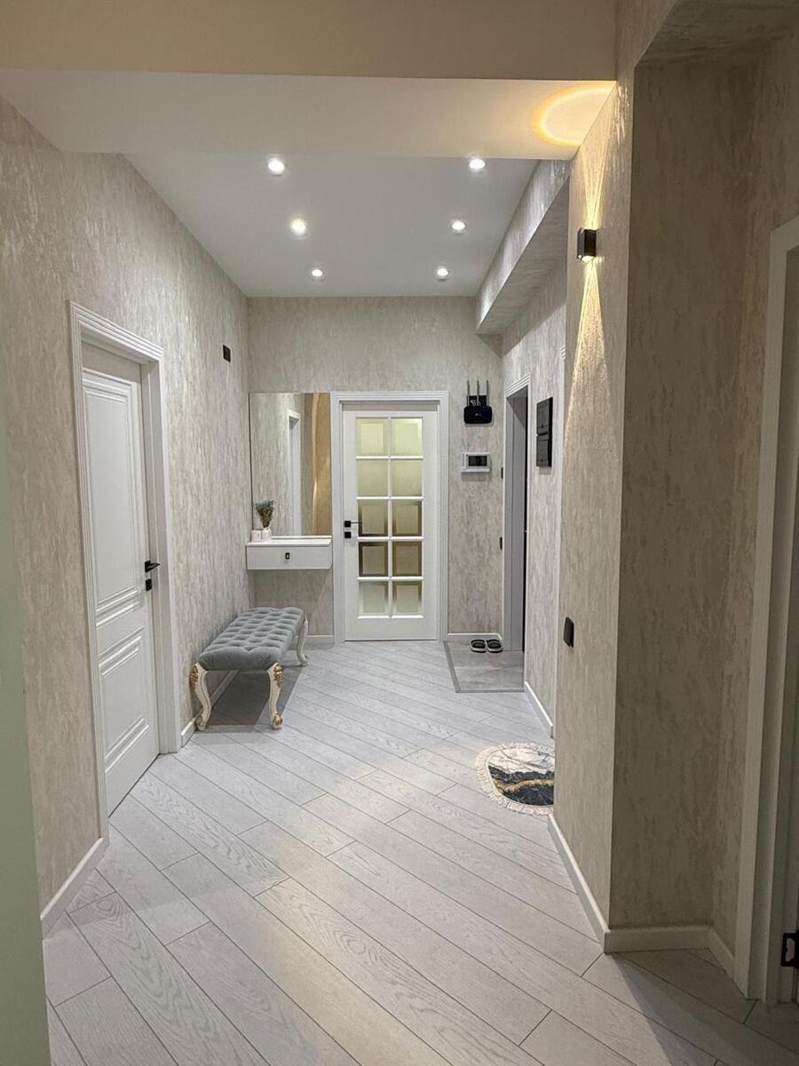 Satılır 4 otaqlı yeni tikili 130 m² — Mənzil, Bakı (2)