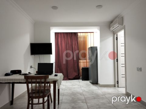 İcarəyə verilir 2 otaqlı köhnə tikili 38 m²