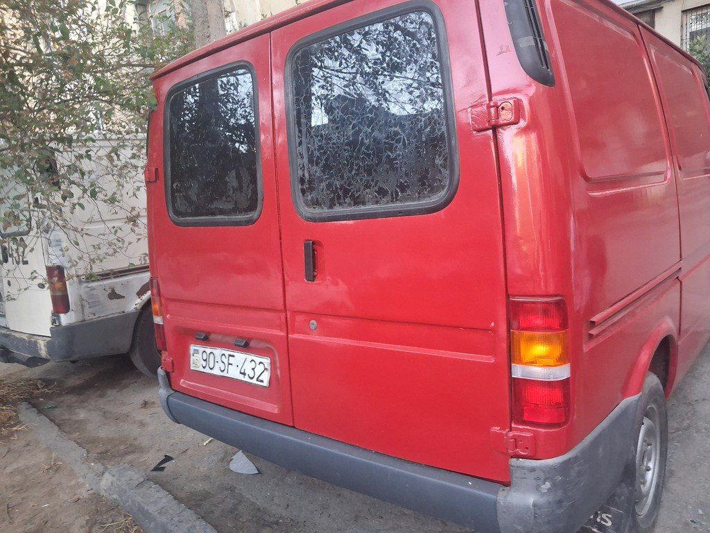 Ford Transit, 2.5 L, 1999 il, 596 480 km — Avtomobillər, Bakı (3)