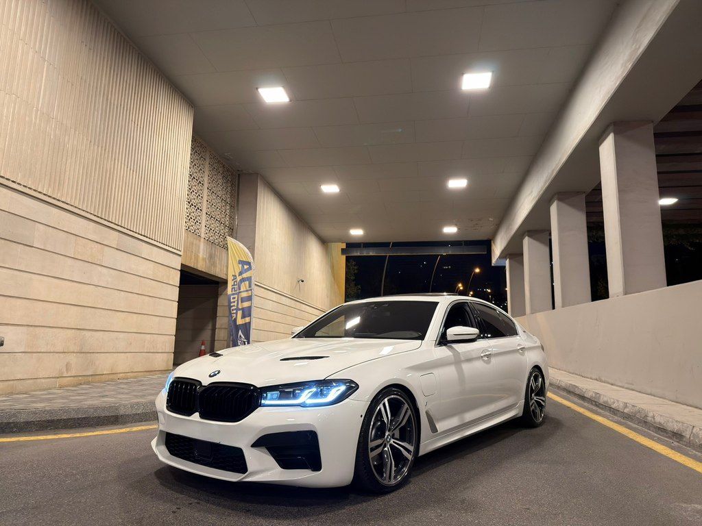 BMW 530e, 2.0 L, 12 kWh, 2018 il, 94 400 km — Avtomobillər, Bakı (2)