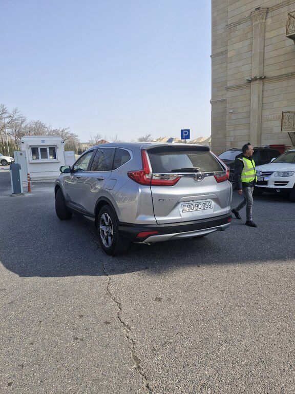 Honda CR-V, 1.5 L, 2019 il, 32 000 km — Avtomobillər, Bakı (12)